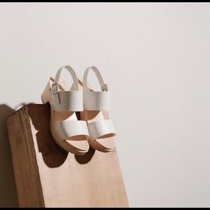 Zuzii Clogs - white leather - brand new